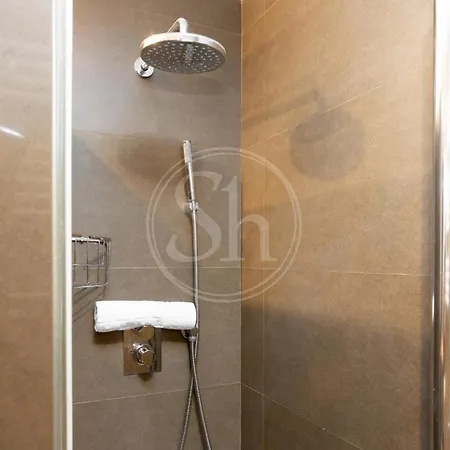 Wonderful Near Sagrada Familia Apartament